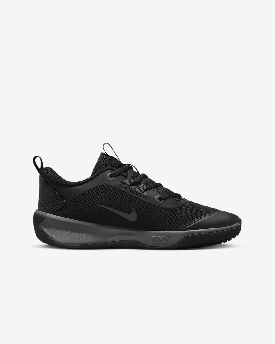 Nike Omni Multi Court Older Kids Indoor Court Shoes